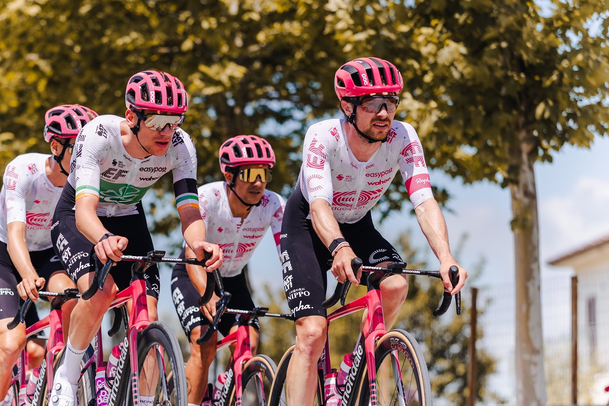EF Education-EasyPost, le critiche di Jonathan Vaughters: "Quello che fanno UAE e Red Bull con gli stipendi è punitivo per tutte le altre squadre"