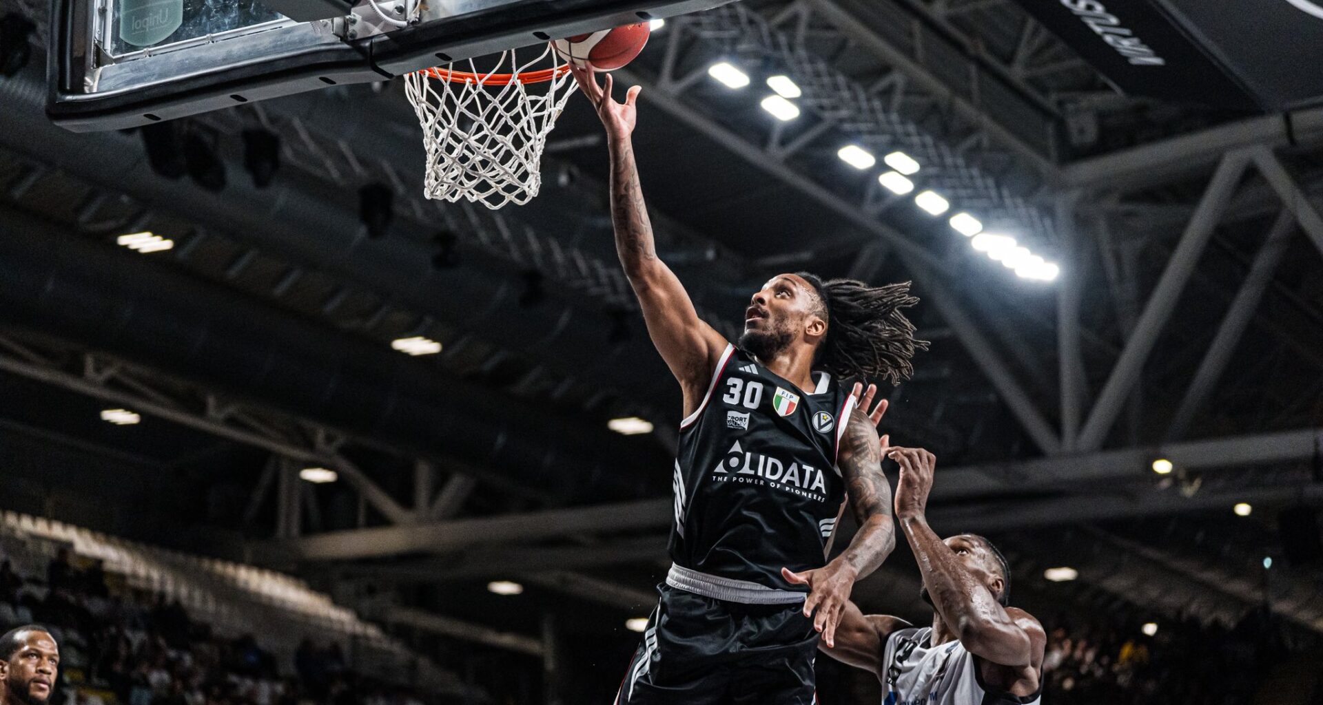 la Virtus annienta il Partizan