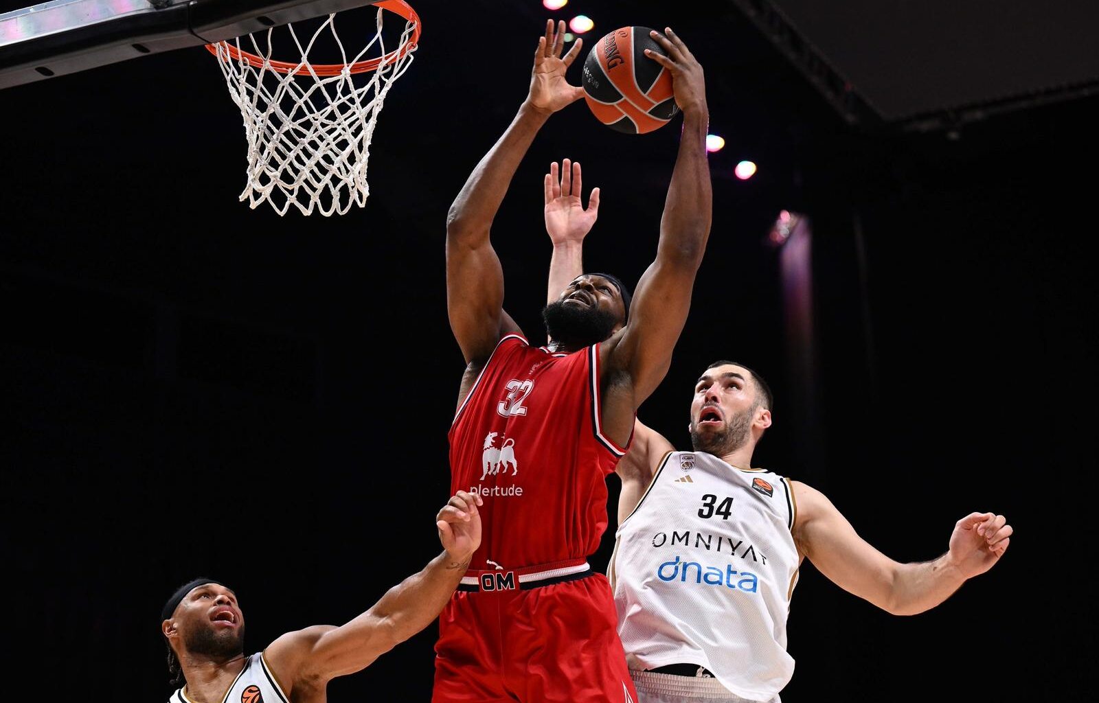 Olimpia Milano sconfitta alla Coca-Cola Arena: vince Dubai 99-92