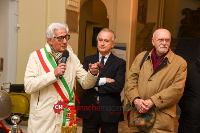 Parcaroli_Francesco-Sabatucci_Cresti_Fare-Strada_palazzo-Ricci_FF-13-650x434