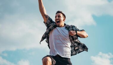 Pensioni, nuovo ribaltone: tutti a casa a 60 anni | Potremo dedicarci a figli e nipoti