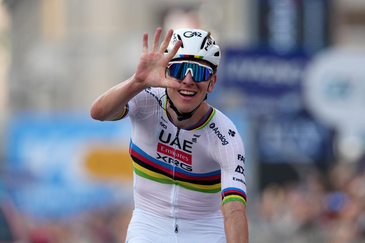 Pogacar quinta vittoria consecutiva al Giro di Lombardia