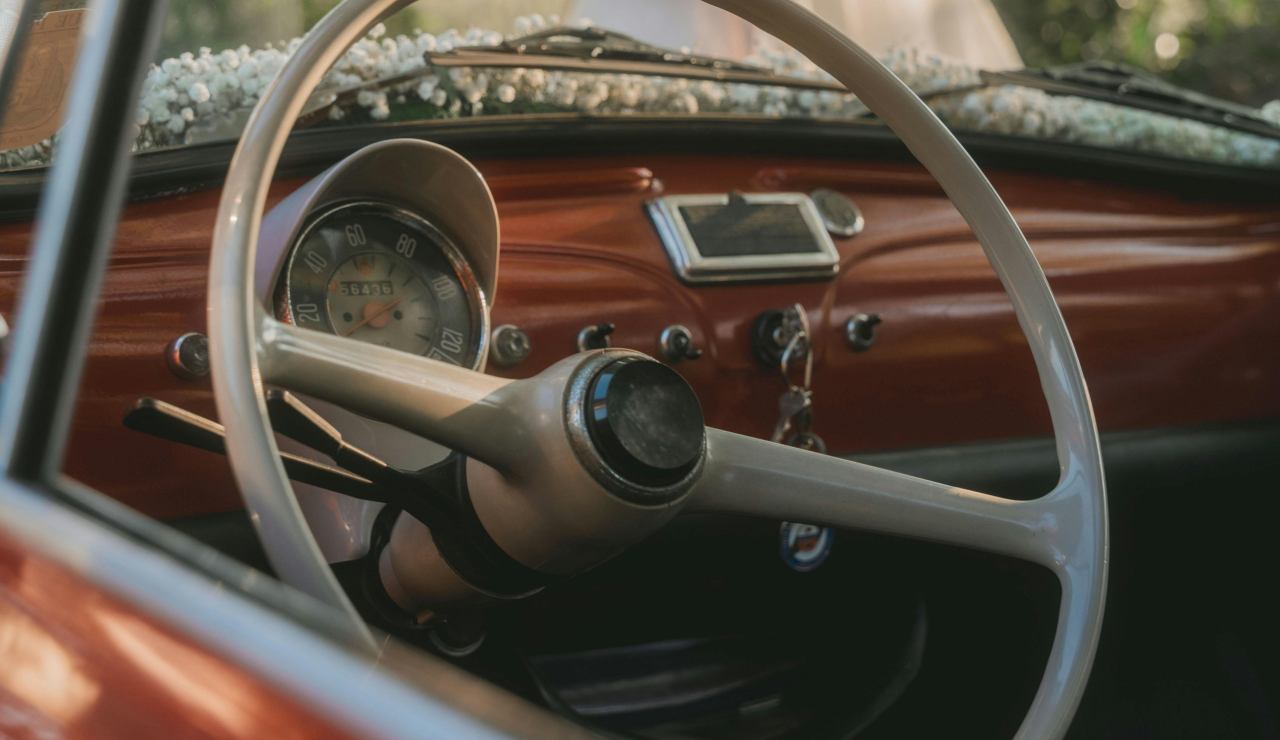 Esiste una vecchia FIAT che vale oro | Chi ce l'ha in garage è ricco senza saperlo: una villa di lusso costa di meno