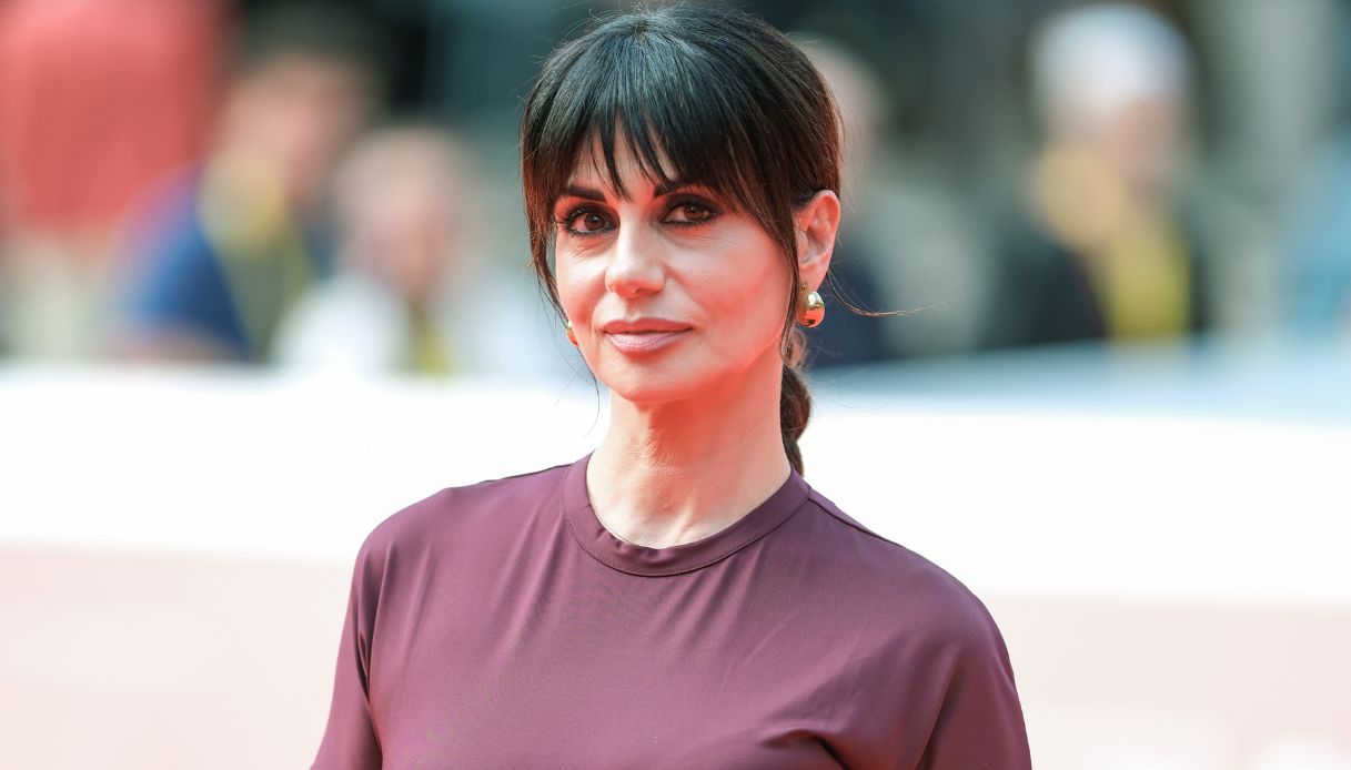 Rossella Brescia a Verissimo su Cannito: "Non ci tornerei. Dopo di lui, non riesco più a fidarmi". E parla dell'addio a suo padre.