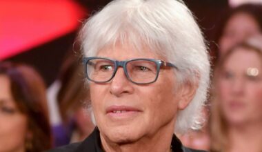 Funerale Sandro Giacobbe, le parole commosse del figlio Andrea e l'addio di Brosio