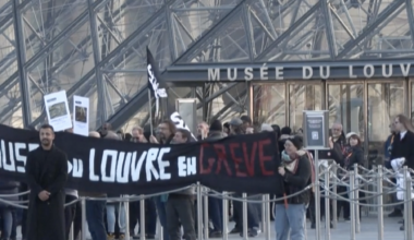 Sciopero al Louvre, museo chiuso per la protesta dei lavoratori