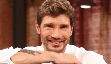 Affari Tuoi, è il turno di Sandokan. Stefano De Martino ed Herbert si scatenano