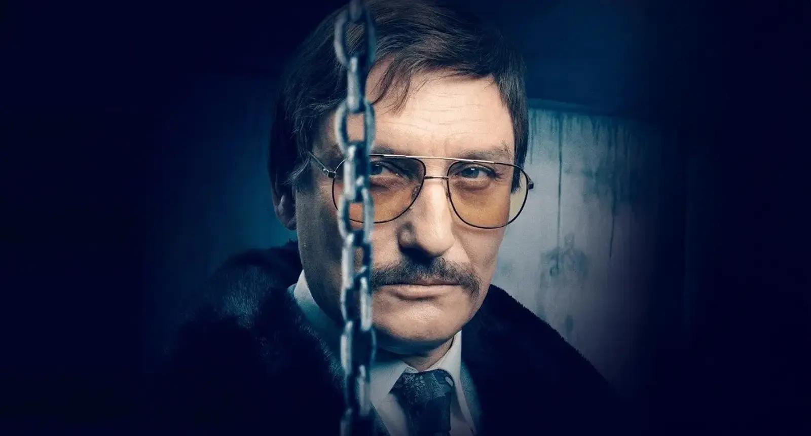 Sylvester Groth nella serie In Trappola su Prime Video