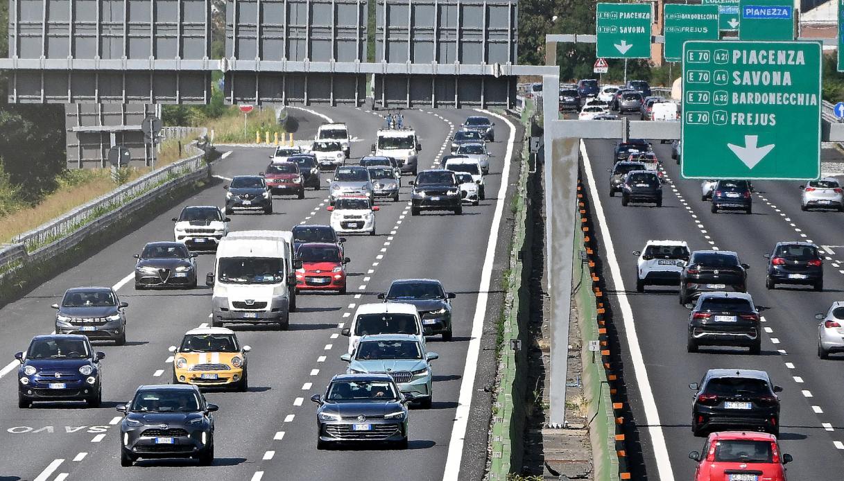 Mettersi in strada durante il Ponte dell'Immacolata sarà un'impresa: 31 milioni di veicoli