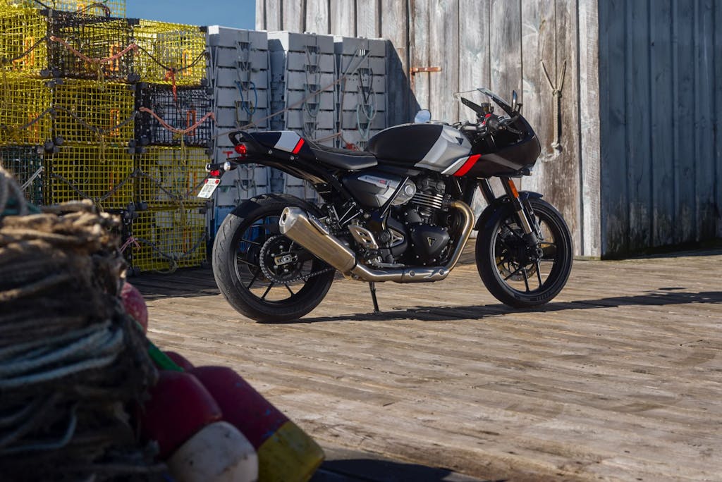 Triumph Thruxton 400