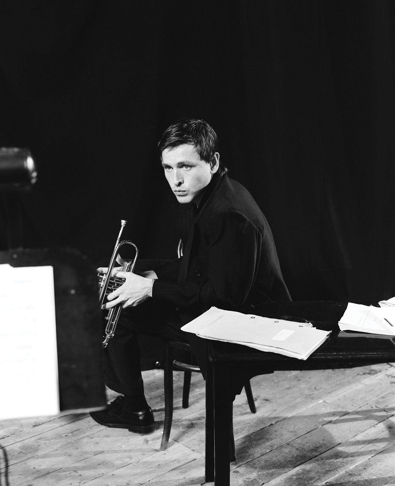 Harris Dickinson «Interpreterò John Lennon ma era una persona indecifrabile. Dopo Babygirl tante donne mature mi hanno...