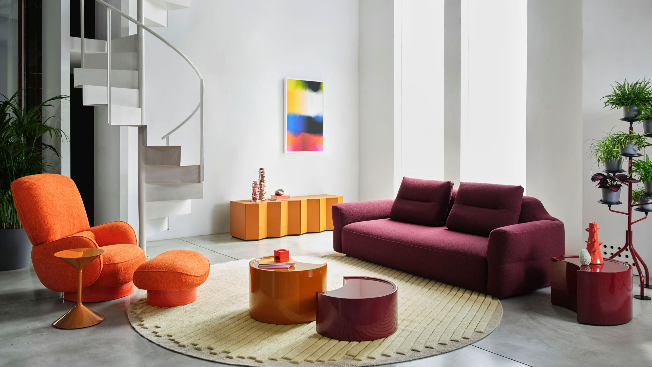 Colori in libertà da Zanotta: divano Fedrigo di Vincent Van Duysen e poltrona Yori-Kiri di Francesca Lanzavecchia - Courtesy Zanotta 