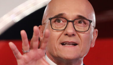 Alfonso Signorini lascia i social dopo le dichiarazioni di Fabrizio Corona