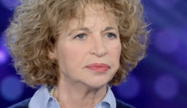 "Mi sono tolta 5 anni d'età perché me l'hanno suggerito. Dicevano che dopo i 40 per un'attrice è difficile lavorare. Ora ne ho quasi 76 e non ho mai lavorato tanto": parla Anna Galiena