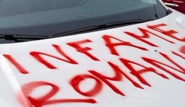 "Infame romanista". L'artista sbotta sui social