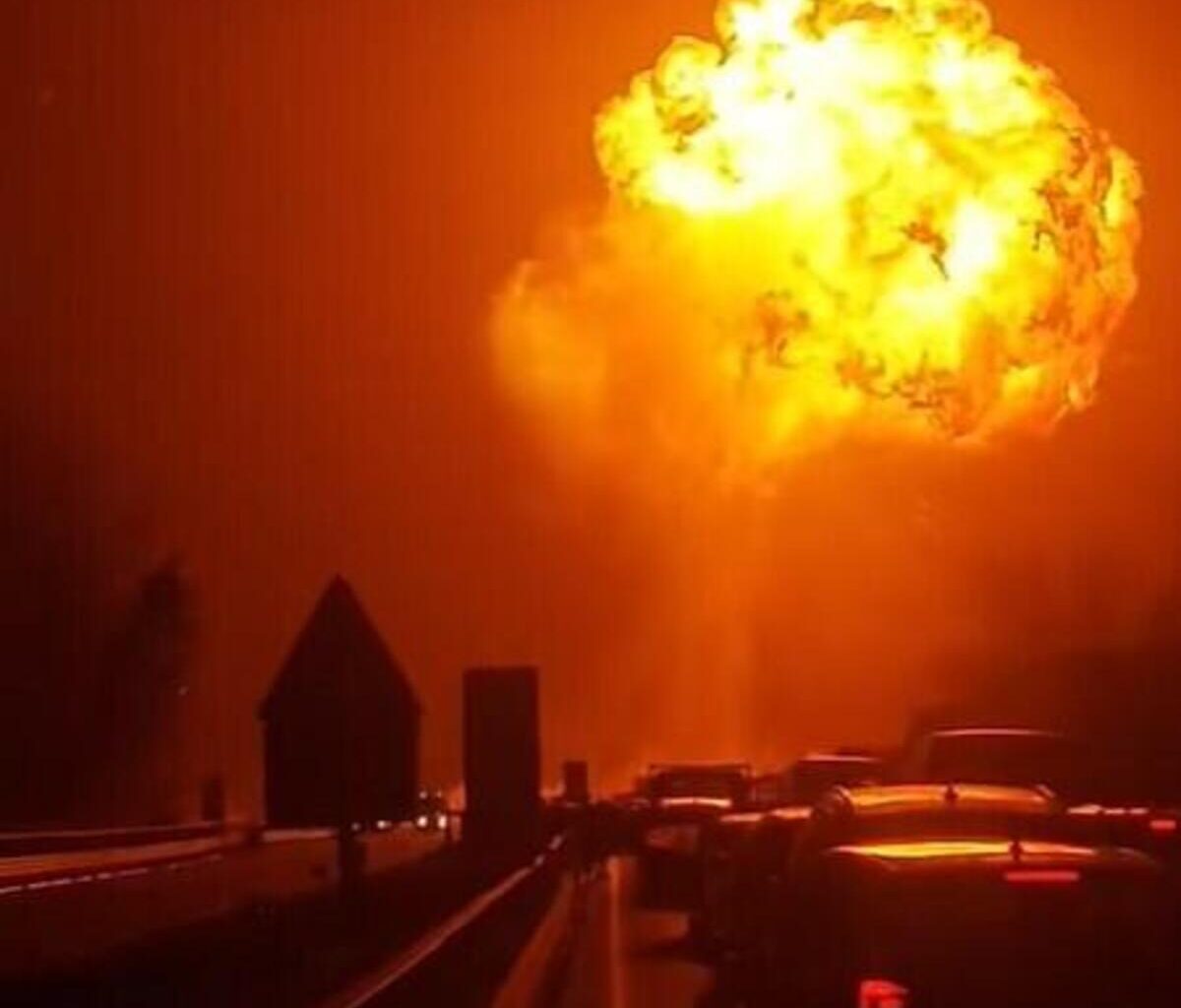 Incidente sull'A1, esplode autobotte di Gpl a Teano: autostrada chiusa verso Napoli, traffico in tilt [VIDEO] - News