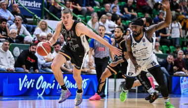 i bianconeri perdono 89-88 contro la Dinamo