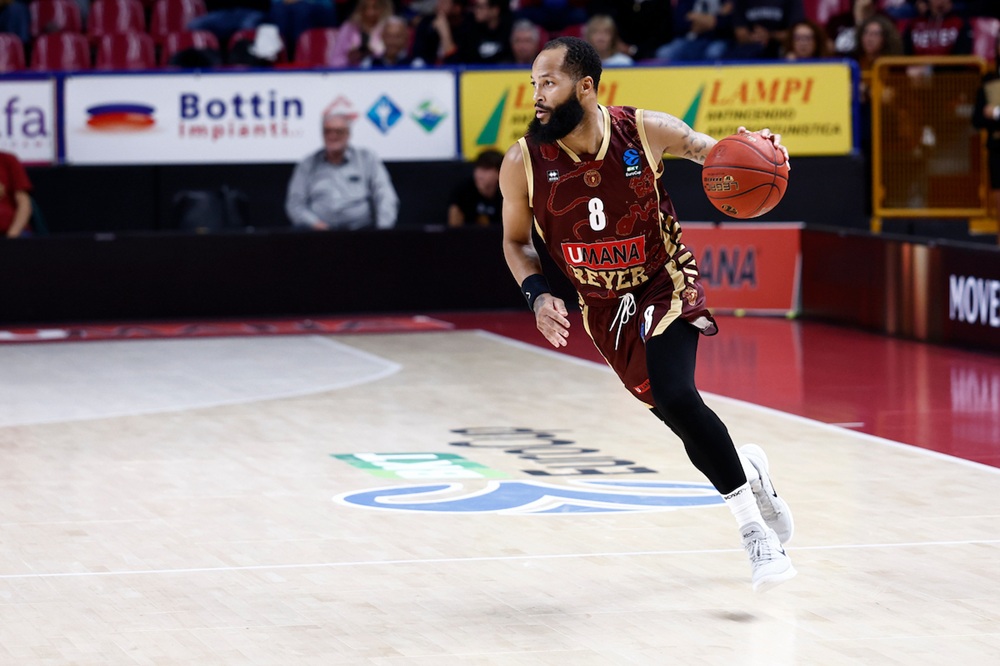 Basket, a Venezia non riesce la rimonta. La Reyer perde lo scontro diretto con l'Aris