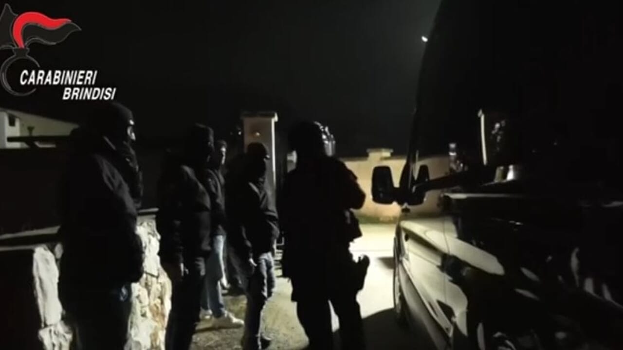 14 arresti. In carcere anche due indagati del Leccese