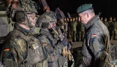 Corsa alla leva militare, rivolta in Germania. Le differenze (anche di stipendio) con gli altri Paesi Ue e il piano dell’Italia