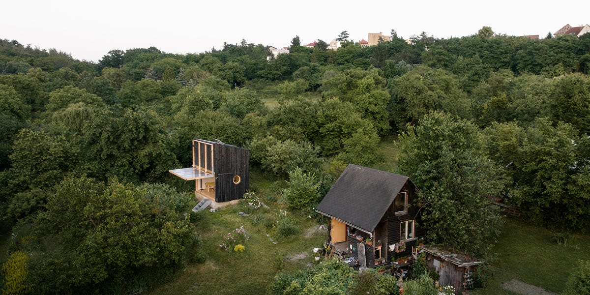 Una mini-casa nel bosco di 16mq