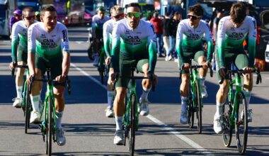 Caja Rural-Seguros RGA, comincia l'avvicinamento alla stagione 2026: 26 corridori in rosa, l'organico più ampio dal 2011 a oggi