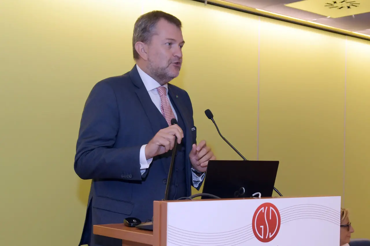 Caos in reparto, si dimette amministratore San Raffaele