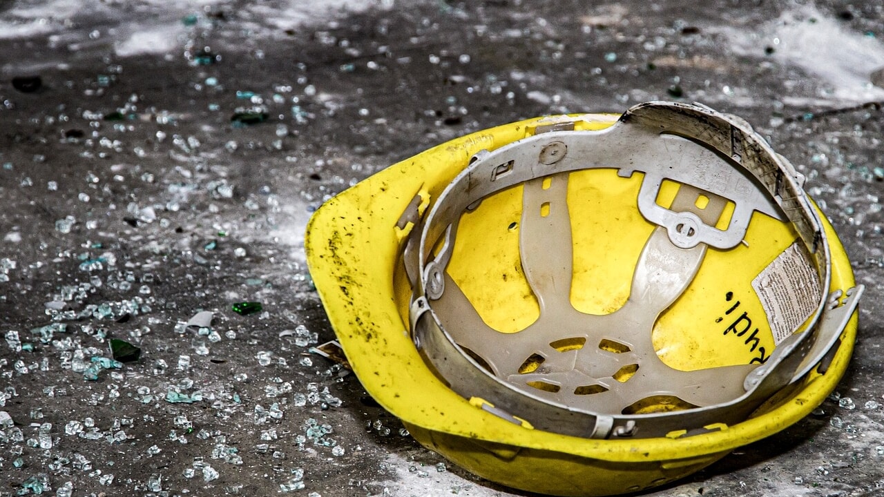 decesso operaio giugliano