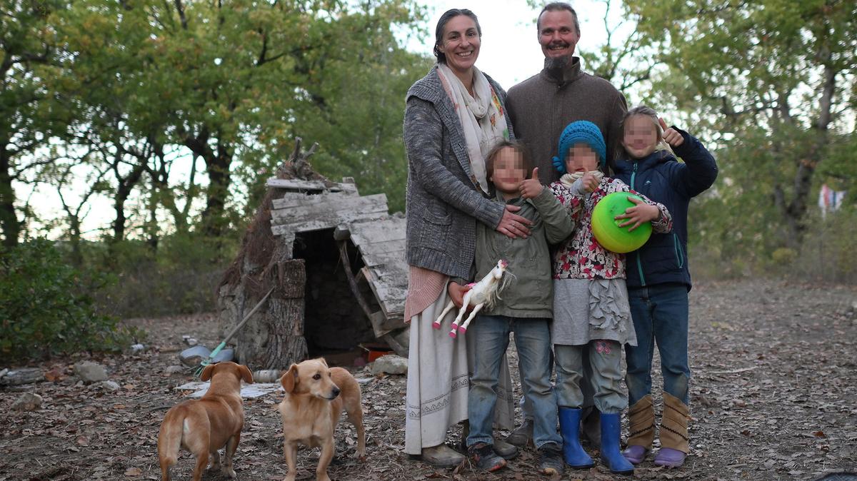 il ricorso di Nathan e Catherine, il pressing dei Servizi sociali e le carte dei giudici