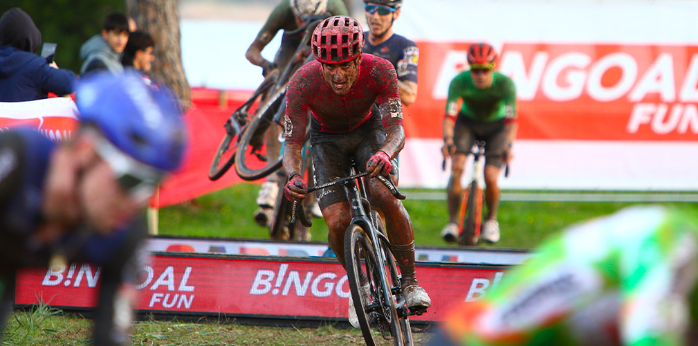 Agostinacchio ha perso terreno per un errore in partenza, poi ha rimontato con caparbietà (foto A. Di Donato)