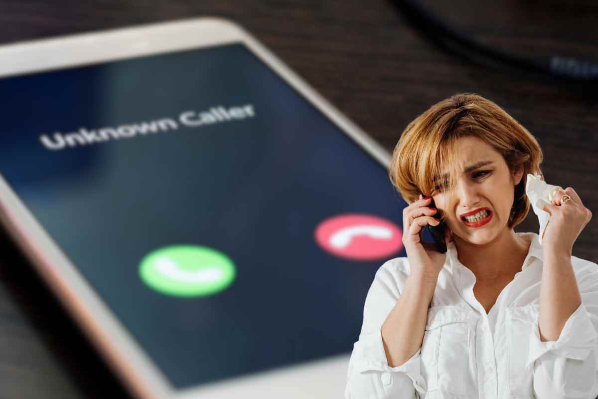 Come bloccare le telefonate spam che ci tartassano: arriva il maxi risarcimento per chi le riceve