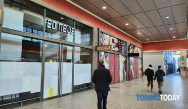 Chiude l'edicola della stazione di Torino Porta Nuova, aveva inaugurato da meno di quattro mesi