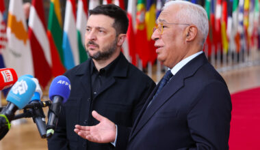 Trump: "Deluso da Zelensky, non ha letto la mia proposta di pace". Il presidente ucraino: "Sul Donbass non c'è una visione comune"