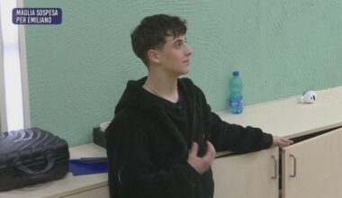 Maglia sospesa per Emiliano 9 dicembre - Amici Clip | Witty TV - Witty TV