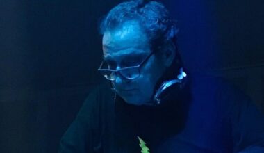 Addio a "Dj Mozart" Claudio Rispoli, è morto lo storico pioniere del clubbing italiano: i funerali nel Ravennate