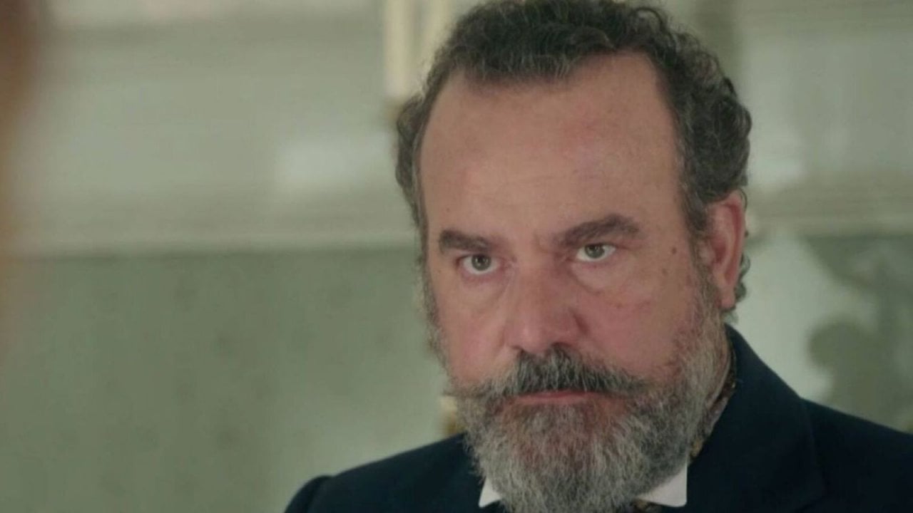 Don Alonso interpretato da Manuel Regueiro