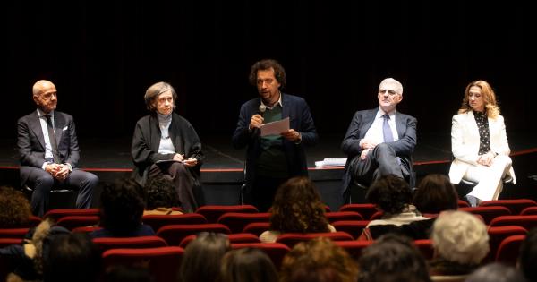 Paola Donati: «Chiedo scusa alle attrici» - Gazzetta di Parma