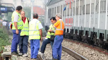 Travolta dal treno in corsa, muore una donna in Lunigiana