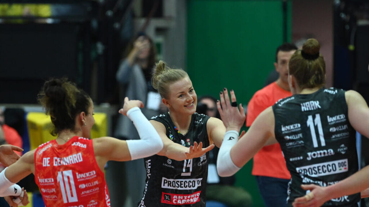 Dresda crolla in tre set