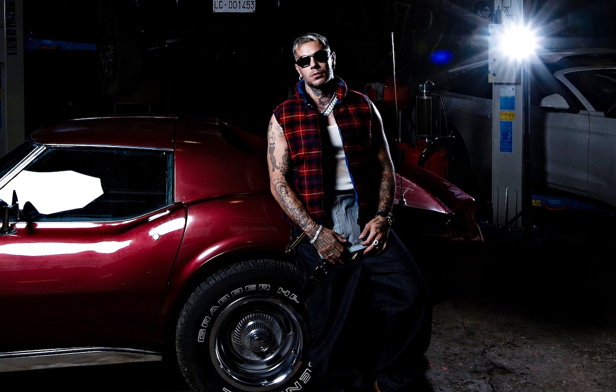 Emis Killa non chiede scusa