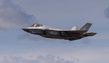 Rischio guerra Russia-Nato, la Svizzera si arma: dall'acquisto dei caccia F-35 alla nuova strategia