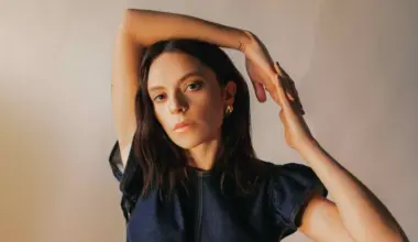 Rimini, piazza Malatesta esaurita per Bennato. Stasera Francesca Michielin