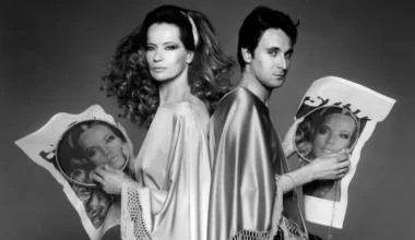 Chi è Francesco Vezzoli, l’artista bresciano di lacrime e autoritratti