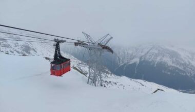 Incidente sulla funivia di Macugnaga, feriti e circa 100 persone bloccate