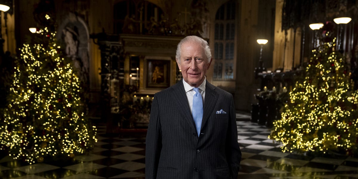 Cosa dice re Carlo nel suo messaggio di Natale