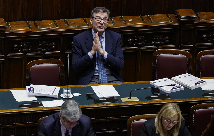 stop aumento età pensionabile e flat tax per giovani nelle richieste della maggioranza
