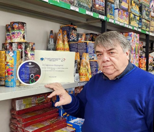 giovanni-capasso-premio2-e1766139181460-650x560