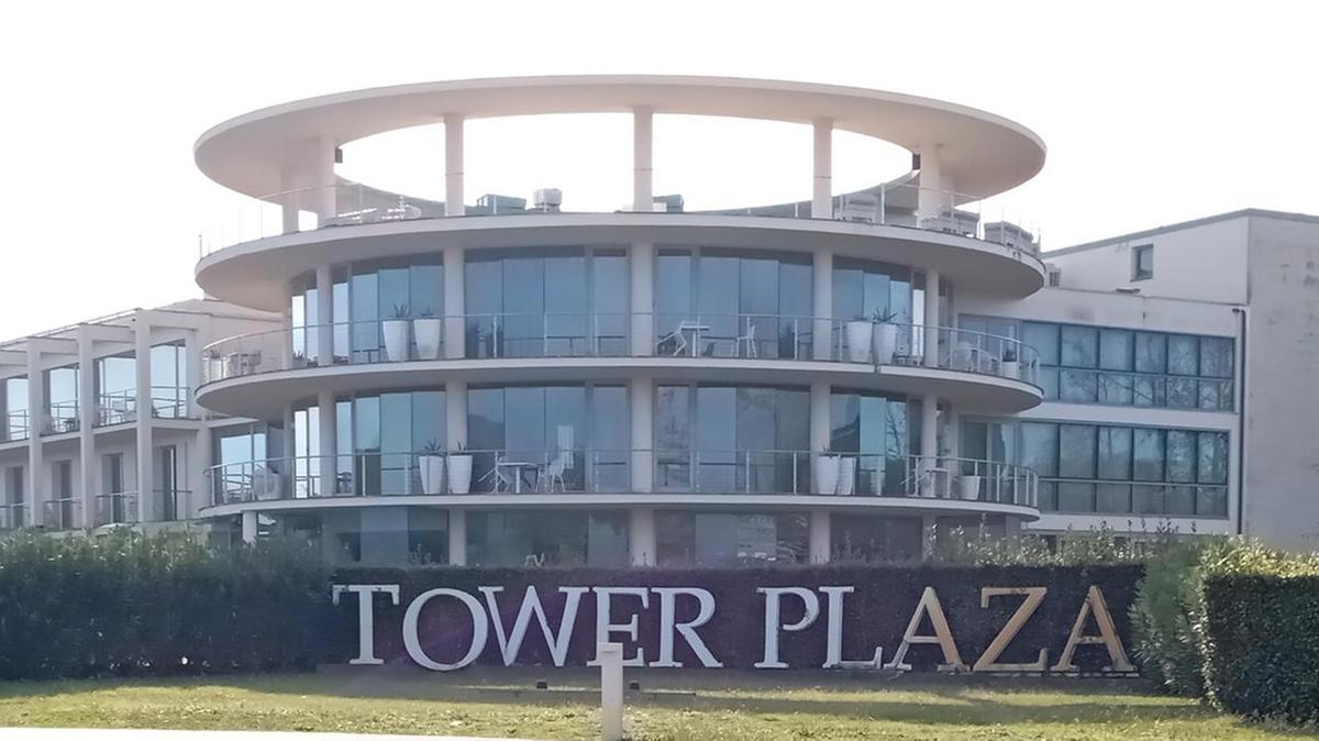 Il Tower Plaza cambia proprietà. Arrivano gli spagnoli di Smy Hotels. Acquistato per oltre 15 milioni