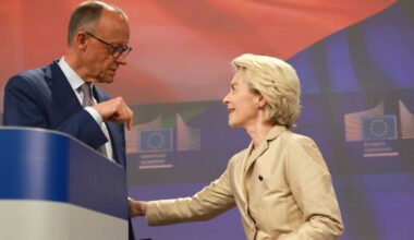 Berlino frena Ursula sull’elettrico. «Le auto ibride anche dopo il 2035» - La Verità