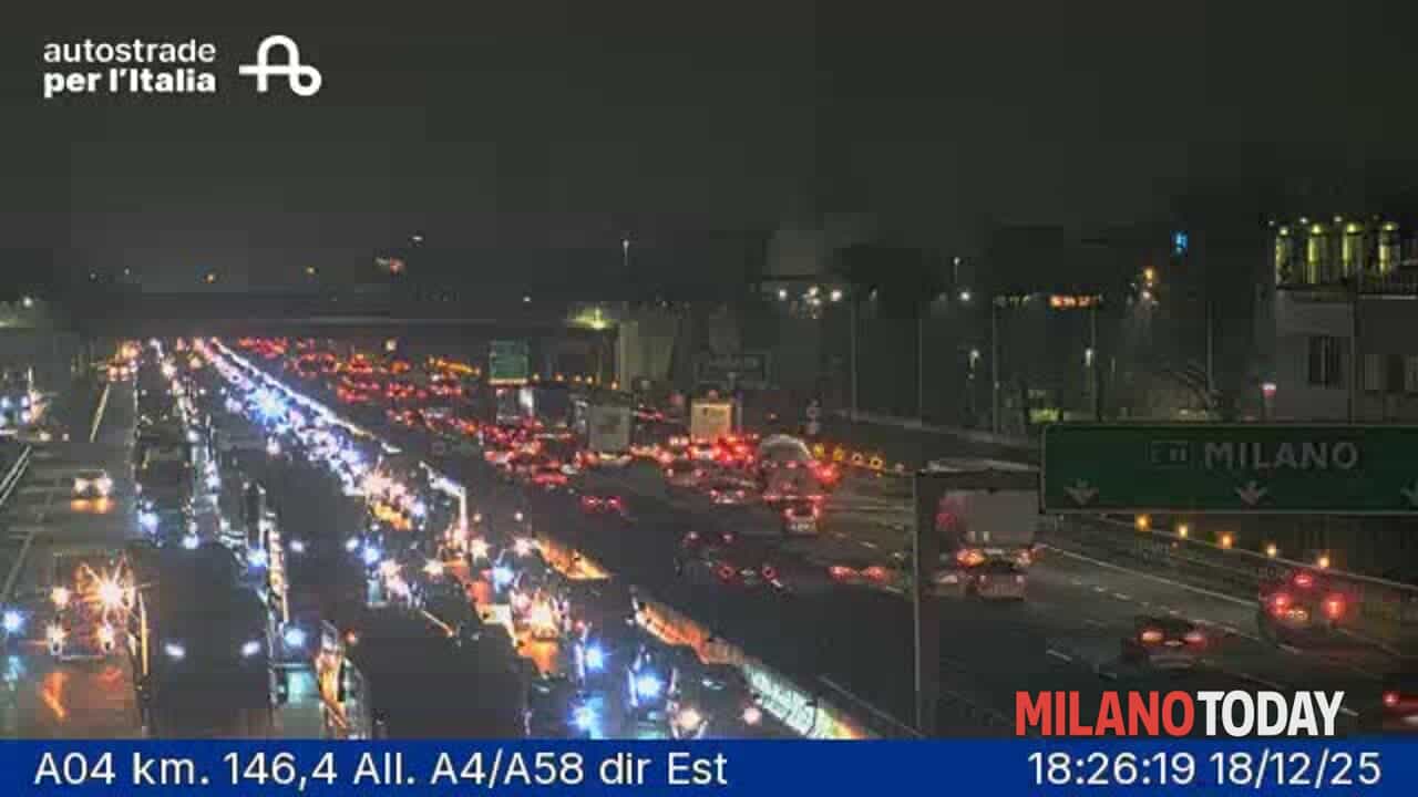 Incidente sull'Autostrada A4 manda il traffico in tilt: coda di cinque chilometri